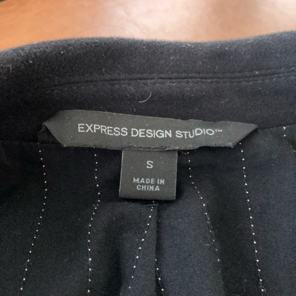 Express Jacket - Picture 3 of 3